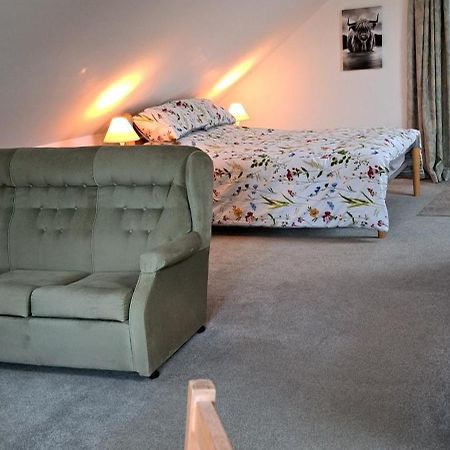Robins Nest Apartment Ingleton  Bagian luar foto